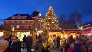 Read more about the article Glühweinverkauf für den guten Zweck – Weihnachtsmarkt in Borsdorf